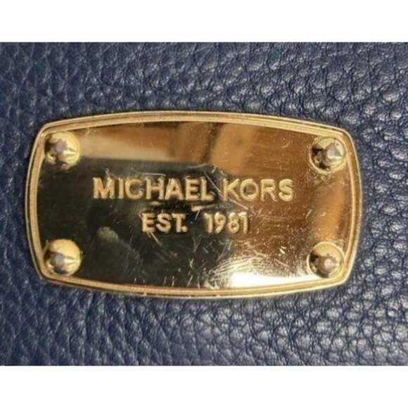 Michael Kors Navy Blue Pebbled Leather Wallet With Gold Hardware & Multiple Card - Picture 5 of 5